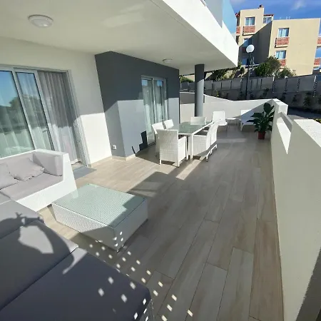 A Beautiful With A View - La Tejita - * אל מדאנו
